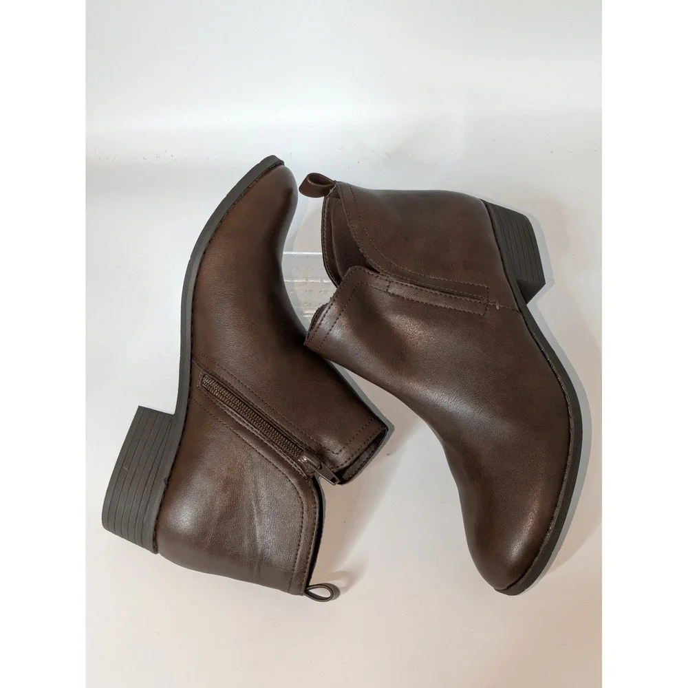 Sun + Stone Women's Size 9 Brown Ankle Boots Side Zip Low Heel Booties